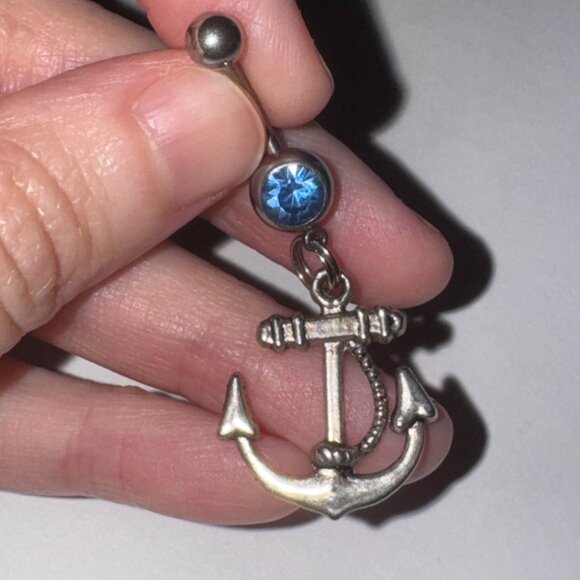 Large Anchor with Rope and Light Blue Gem Dangle Belly Ring - Picture 4 of 16